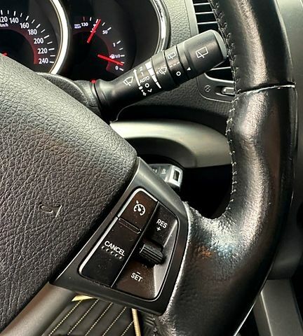 Чорний Кіа Соренто, об'ємом двигуна 24 л та пробігом 0 тис. км за 11900 $, фото 8 на Automoto.ua