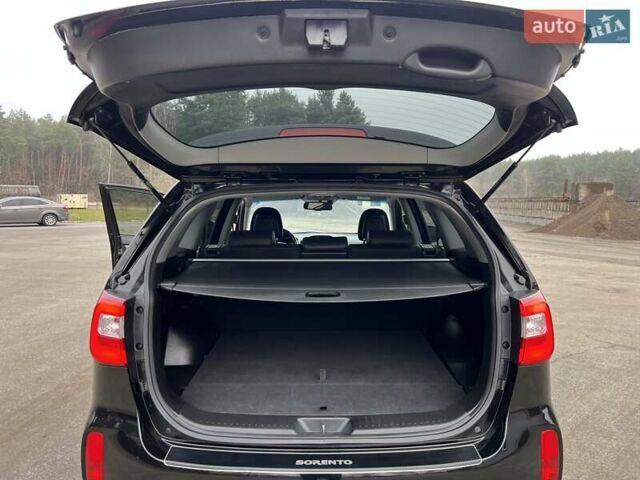 Чорний Кіа Соренто, об'ємом двигуна 2.2 л та пробігом 234 тис. км за 17300 $, фото 85 на Automoto.ua