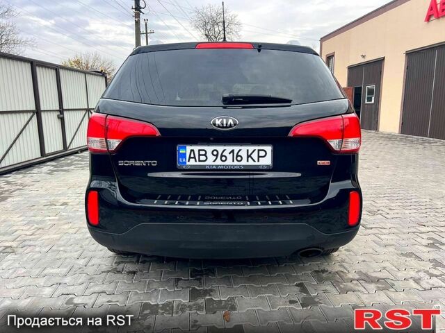 Черный Киа Соренто, объемом двигателя 2.4 л и пробегом 265 тыс. км за 12000 $, фото 3 на Automoto.ua
