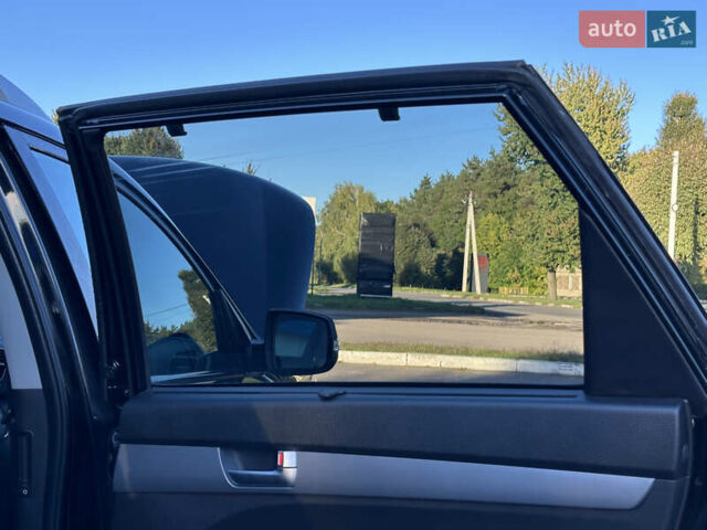 Чорний Кіа Соренто, об'ємом двигуна 2.2 л та пробігом 250 тис. км за 17500 $, фото 66 на Automoto.ua