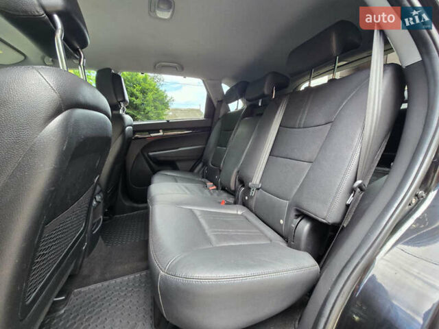 Черный Киа Соренто, объемом двигателя 2.2 л и пробегом 149 тыс. км за 19499 $, фото 9 на Automoto.ua