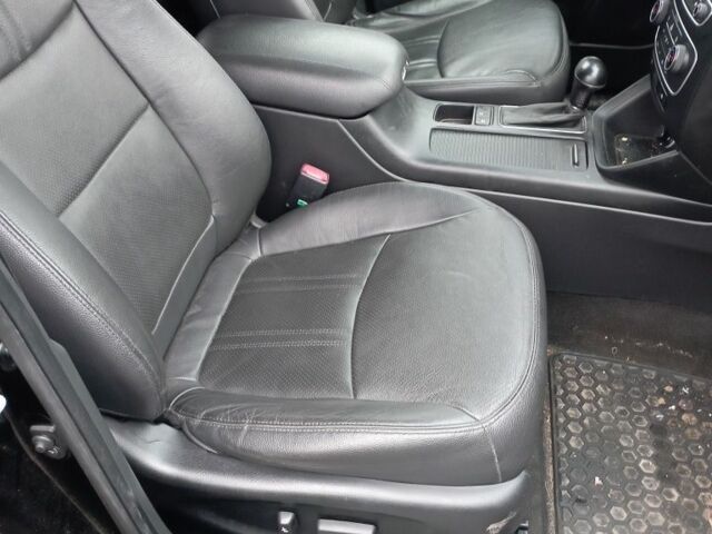 Чорний Кіа Соренто, об'ємом двигуна 2 л та пробігом 220 тис. км за 16300 $, фото 9 на Automoto.ua