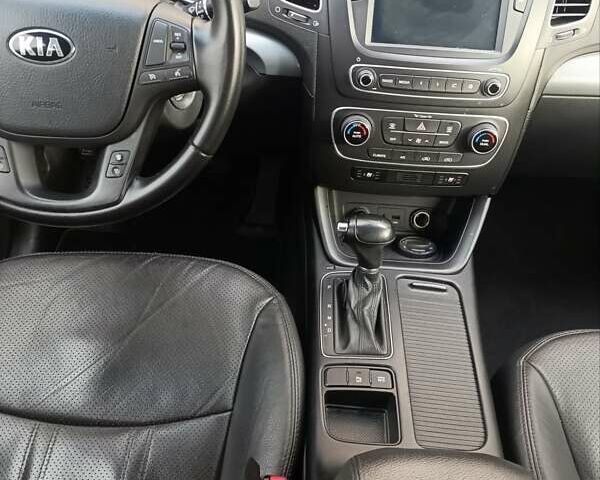 Чорний Кіа Соренто, об'ємом двигуна 2.2 л та пробігом 275 тис. км за 16900 $, фото 64 на Automoto.ua