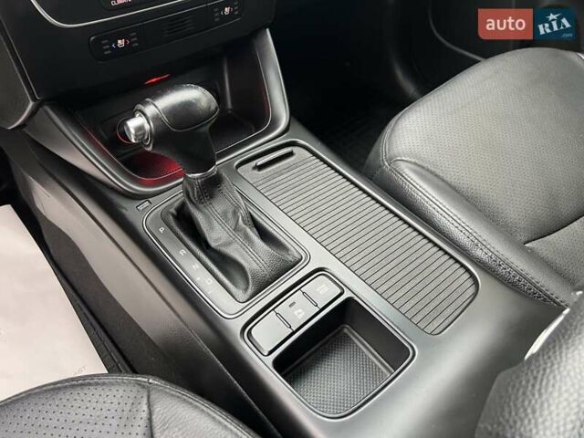 Черный Киа Соренто, объемом двигателя 2.2 л и пробегом 230 тыс. км за 17800 $, фото 66 на Automoto.ua