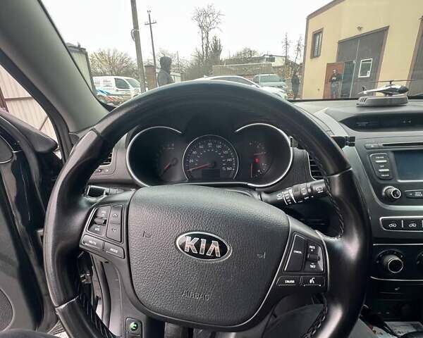 Черный Киа Соренто, объемом двигателя 2.35 л и пробегом 260 тыс. км за 11900 $, фото 15 на Automoto.ua