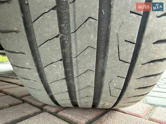 Чорний Кіа Соренто, об'ємом двигуна 2.2 л та пробігом 114 тис. км за 20200 $, фото 82 на Automoto.ua