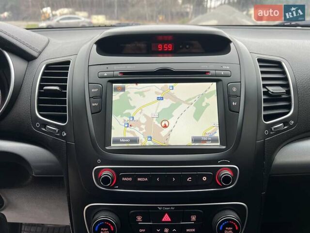 Черный Киа Соренто, объемом двигателя 2.2 л и пробегом 230 тыс. км за 17800 $, фото 63 на Automoto.ua