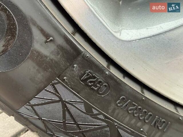 Чорний Кіа Соренто, об'ємом двигуна 2.2 л та пробігом 114 тис. км за 20200 $, фото 81 на Automoto.ua