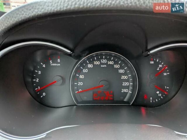 Чорний Кіа Соренто, об'ємом двигуна 2.2 л та пробігом 212 тис. км за 18500 $, фото 5 на Automoto.ua