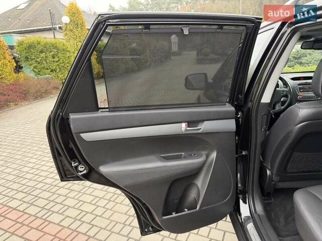 Чорний Кіа Соренто, об'ємом двигуна 2.2 л та пробігом 114 тис. км за 20200 $, фото 52 на Automoto.ua