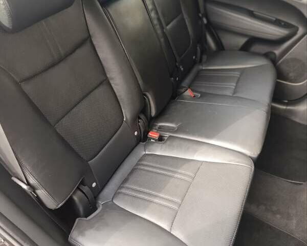 Чорний Кіа Соренто, об'ємом двигуна 2.2 л та пробігом 275 тис. км за 16900 $, фото 83 на Automoto.ua