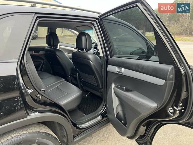 Чорний Кіа Соренто, об'ємом двигуна 2.2 л та пробігом 234 тис. км за 17300 $, фото 69 на Automoto.ua