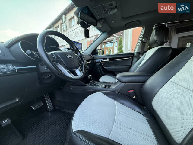 Чорний Кіа Соренто, об'ємом двигуна 2.2 л та пробігом 233 тис. км за 17400 $, фото 39 на Automoto.ua