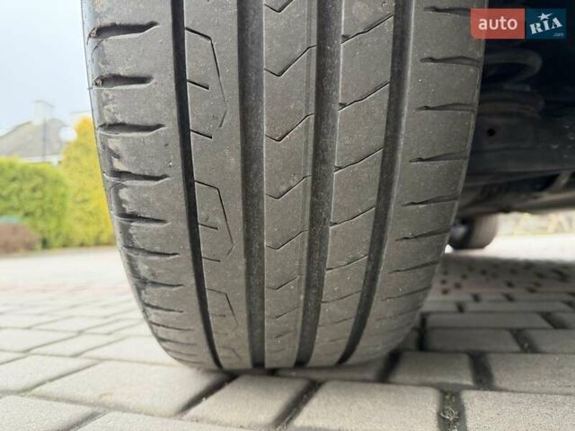 Чорний Кіа Соренто, об'ємом двигуна 2.2 л та пробігом 114 тис. км за 20200 $, фото 84 на Automoto.ua