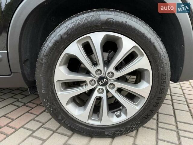 Чорний Кіа Соренто, об'ємом двигуна 2.2 л та пробігом 114 тис. км за 20200 $, фото 83 на Automoto.ua