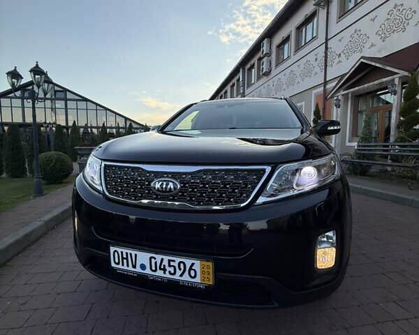 Чорний Кіа Соренто, об'ємом двигуна 2.2 л та пробігом 233 тис. км за 17400 $, фото 2 на Automoto.ua