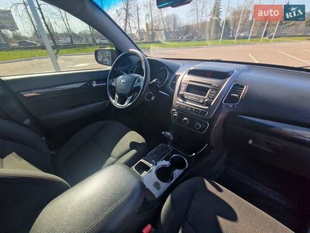 Черный Киа Соренто, объемом двигателя 2.36 л и пробегом 112 тыс. км за 11800 $, фото 15 на Automoto.ua