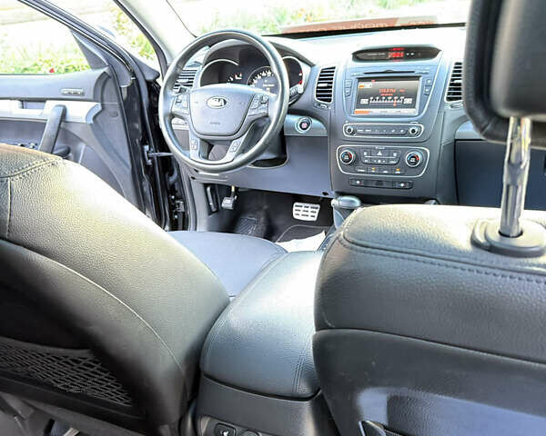 Киа Соренто 2014 в Ивано-Франковске на Automoto.ua Черный Киа Соренто, объемом двигателя 2.2 л и пробегом 163 тыс. км за 19299 $, фото 34 на Automoto.ua