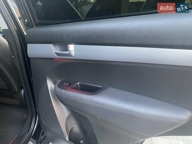 Черный Киа Соренто, объемом двигателя 2.2 л и пробегом 230 тыс. км за 15900 $, фото 20 на Automoto.ua