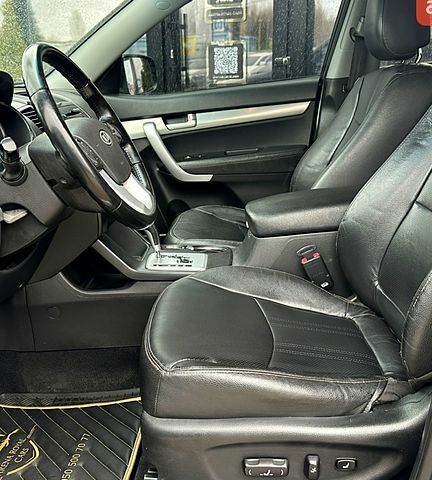 Чорний Кіа Соренто, об'ємом двигуна 24 л та пробігом 0 тис. км за 11900 $, фото 3 на Automoto.ua