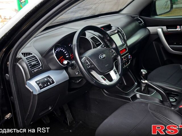 Черный Киа Соренто, объемом двигателя 2.2 л и пробегом 115 тыс. км за 15200 $, фото 5 на Automoto.ua