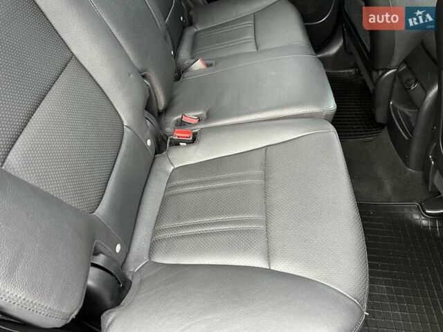 Чорний Кіа Соренто, об'ємом двигуна 2.2 л та пробігом 234 тис. км за 17300 $, фото 73 на Automoto.ua