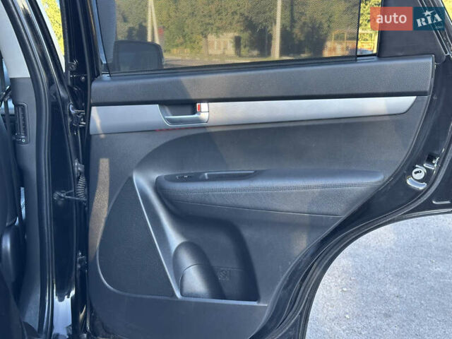Чорний Кіа Соренто, об'ємом двигуна 2.2 л та пробігом 250 тис. км за 17500 $, фото 65 на Automoto.ua