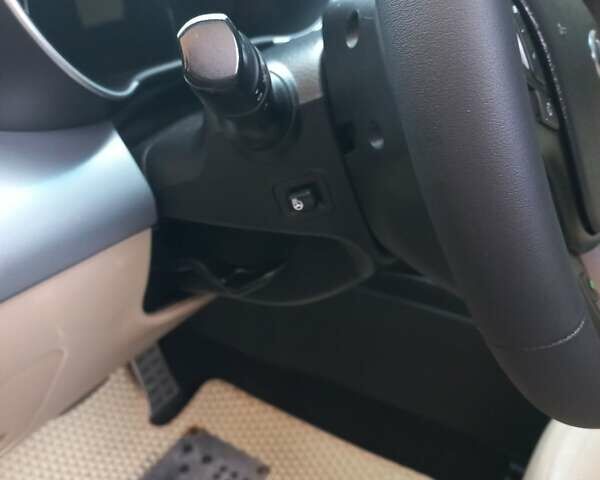 Черный Киа Соренто, объемом двигателя 2.2 л и пробегом 160 тыс. км за 17500 $, фото 10 на Automoto.ua