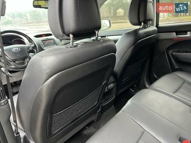 Чорний Кіа Соренто, об'ємом двигуна 2.2 л та пробігом 234 тис. км за 17300 $, фото 83 на Automoto.ua