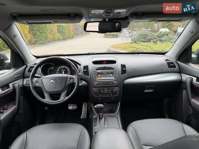 Чорний Кіа Соренто, об'ємом двигуна 2.2 л та пробігом 114 тис. км за 20200 $, фото 20 на Automoto.ua
