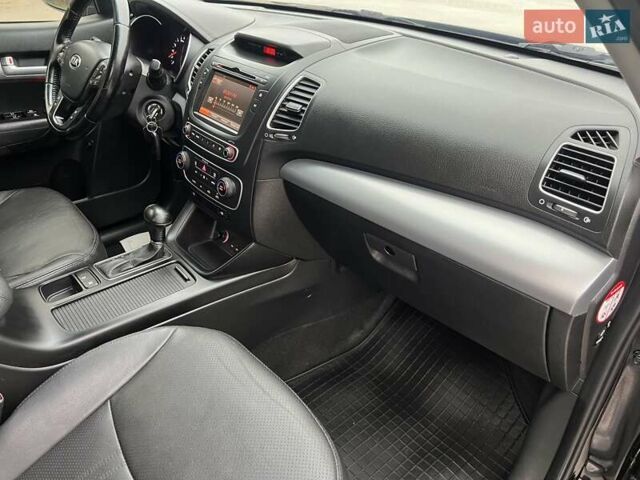 Черный Киа Соренто, объемом двигателя 2.2 л и пробегом 230 тыс. км за 17800 $, фото 73 на Automoto.ua