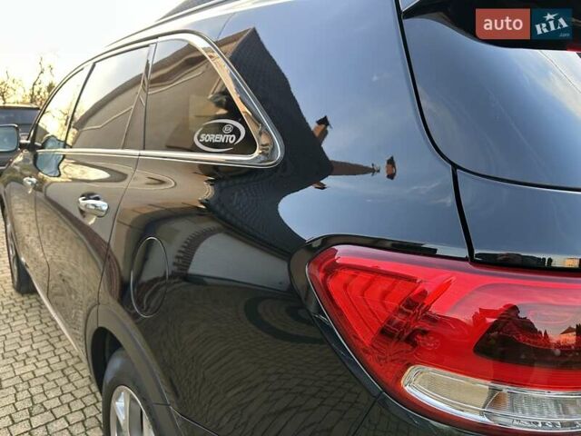Черный Киа Соренто, объемом двигателя 2.2 л и пробегом 120 тыс. км за 20444 $, фото 70 на Automoto.ua