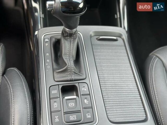 Черный Киа Соренто, объемом двигателя 2.2 л и пробегом 210 тыс. км за 22500 $, фото 43 на Automoto.ua