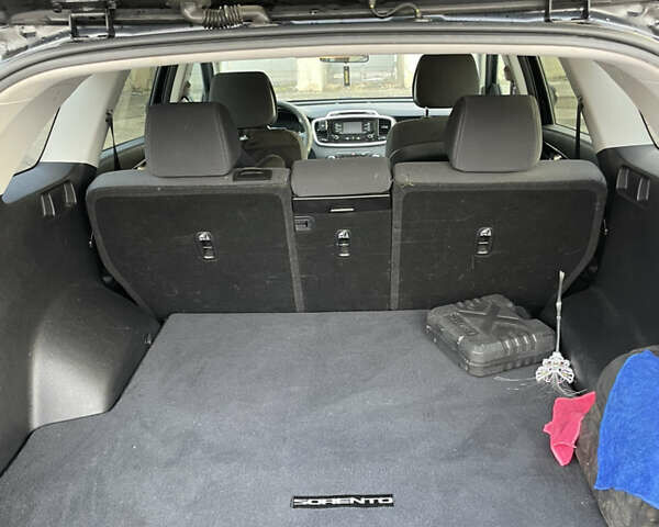 Киа Соренто 2015 в Виннице на Automoto.ua Черный Киа Соренто, объемом двигателя 2.36 л и пробегом 145 тыс. км за 15000 $, фото 18 на Automoto.ua