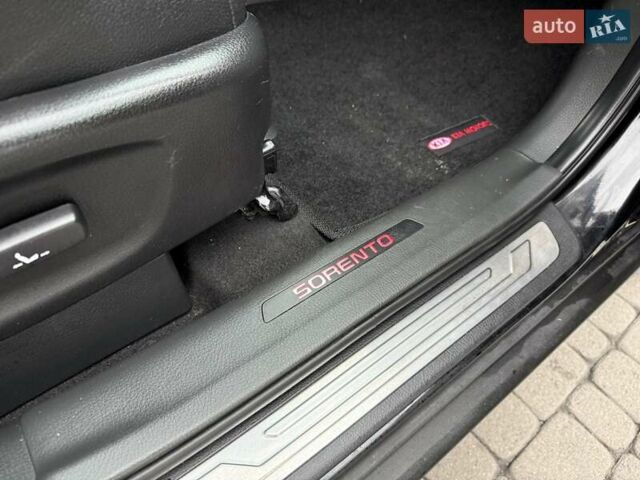 Черный Киа Соренто, объемом двигателя 2.2 л и пробегом 190 тыс. км за 17000 $, фото 63 на Automoto.ua