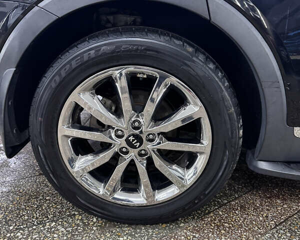 Черный Киа Соренто, объемом двигателя 2.2 л и пробегом 159 тыс. км за 21700 $, фото 44 на Automoto.ua