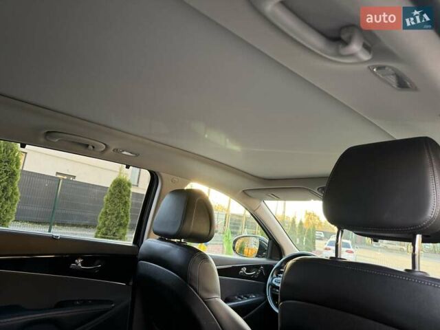 Чорний Кіа Соренто, об'ємом двигуна 2.2 л та пробігом 248 тис. км за 21500 $, фото 39 на Automoto.ua