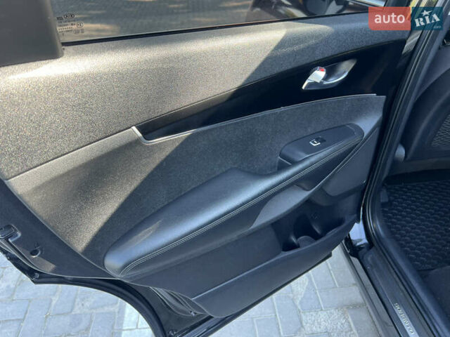 Киа Соренто 2015 в Гайсине на Automoto.ua Черный Киа Соренто, объемом двигателя 2.2 л и пробегом 204 тыс. км за 24199 $, фото 17 на Automoto.ua