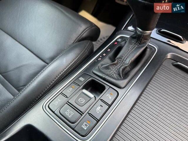 Черный Киа Соренто, объемом двигателя 2.2 л и пробегом 248 тыс. км за 21500 $, фото 26 на Automoto.ua