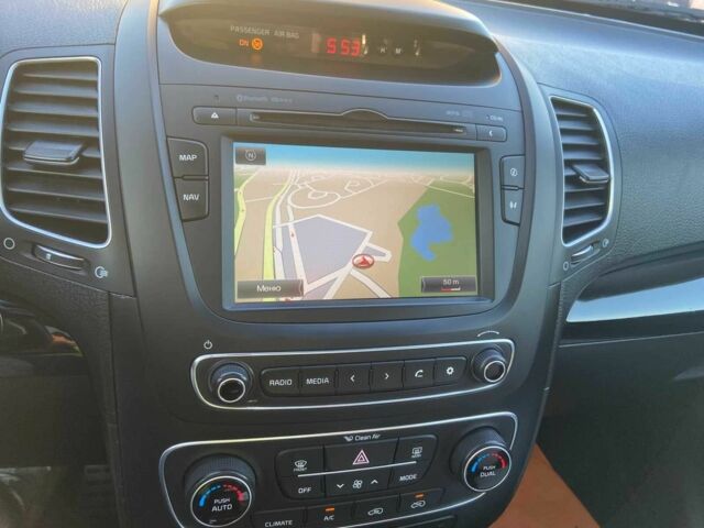 Черный Киа Соренто, объемом двигателя 2.2 л и пробегом 176 тыс. км за 18900 $, фото 8 на Automoto.ua