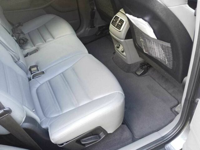 Черный Киа Соренто, объемом двигателя 2 л и пробегом 130 тыс. км за 16300 $, фото 7 на Automoto.ua