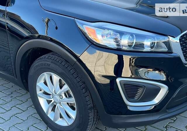 Киа Соренто 2015 в Ивано-Франковске на Automoto.ua Черный Киа Соренто, объемом двигателя 2.4 л и пробегом 80 тыс. км за 13800 $, фото 10 на Automoto.ua