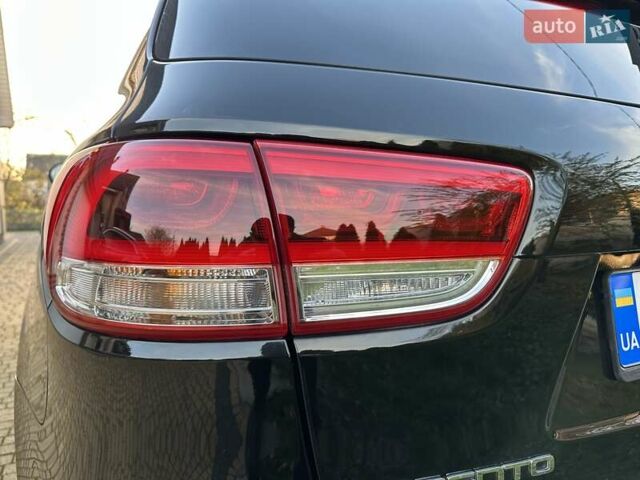 Черный Киа Соренто, объемом двигателя 2.2 л и пробегом 120 тыс. км за 20444 $, фото 52 на Automoto.ua