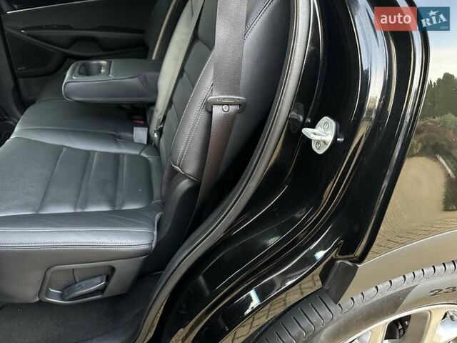 Черный Киа Соренто, объемом двигателя 2.2 л и пробегом 120 тыс. км за 20444 $, фото 156 на Automoto.ua