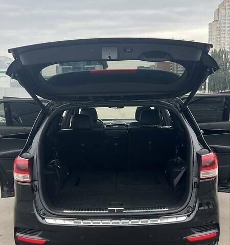 Черный Киа Соренто, объемом двигателя 3.3 л и пробегом 105 тыс. км за 16500 $, фото 8 на Automoto.ua