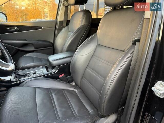 Чорний Кіа Соренто, об'ємом двигуна 2.2 л та пробігом 248 тис. км за 21500 $, фото 51 на Automoto.ua