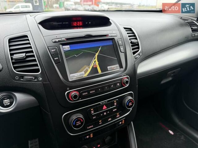 Черный Киа Соренто, объемом двигателя 2.2 л и пробегом 190 тыс. км за 17000 $, фото 37 на Automoto.ua