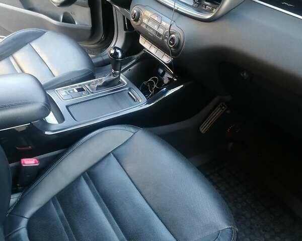 Черный Киа Соренто, объемом двигателя 2.2 л и пробегом 240 тыс. км за 21800 $, фото 12 на Automoto.ua