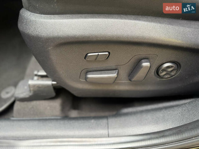 Черный Киа Соренто, объемом двигателя 2.2 л и пробегом 193 тыс. км за 22000 $, фото 26 на Automoto.ua