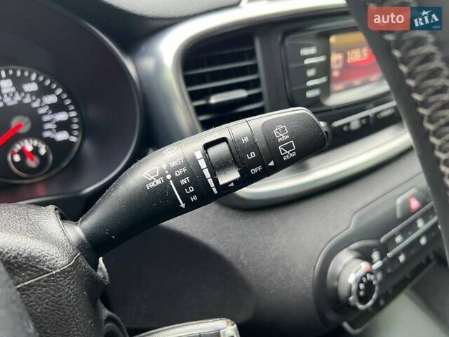 Киа Соренто 2015 в Киеве на Automoto.ua Черный Киа Соренто, объемом двигателя 2.36 л и пробегом 188 тыс. км за 18490 $, фото 15 на Automoto.ua